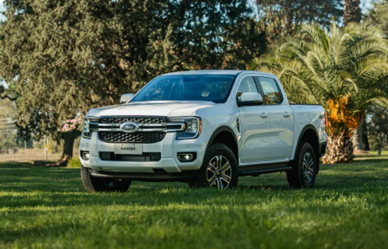 Nueva Ranger XLT 4x4 - Galería 1
